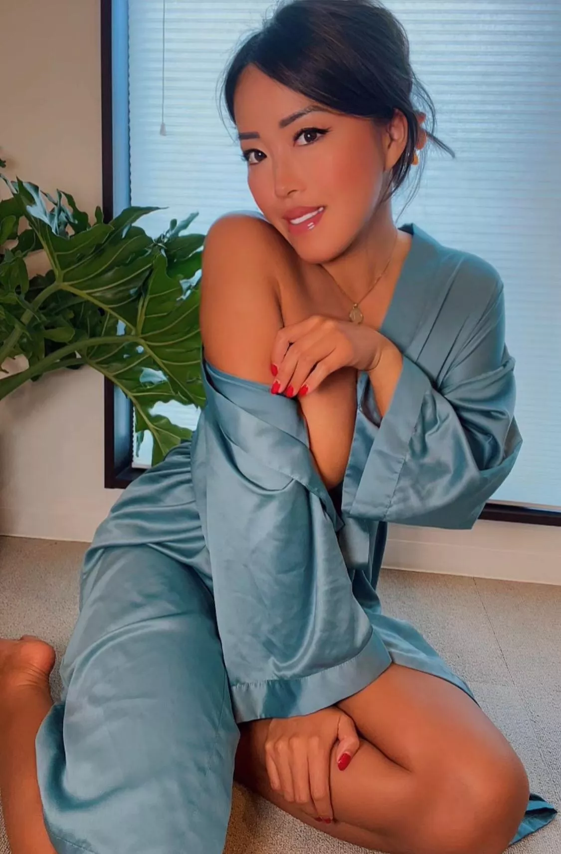 Say yes if you'd like a nude posted by SugarplumSkye