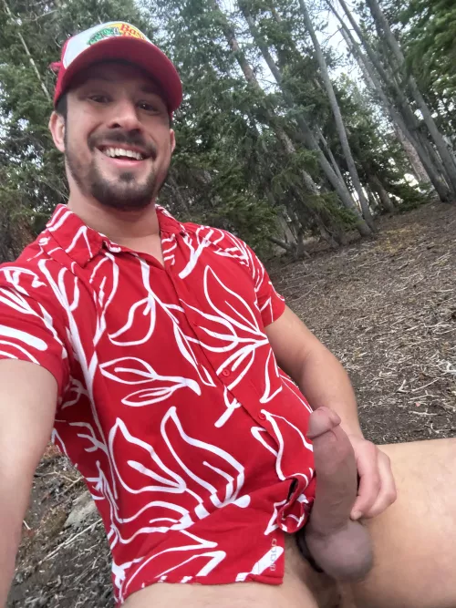 Showing off in the woods 🌲 by DashQuemaXL