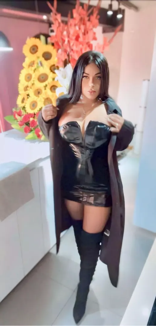 Who's going to be my little sissy girl tonight? I want to go balls deep without mercy by kutegewajr