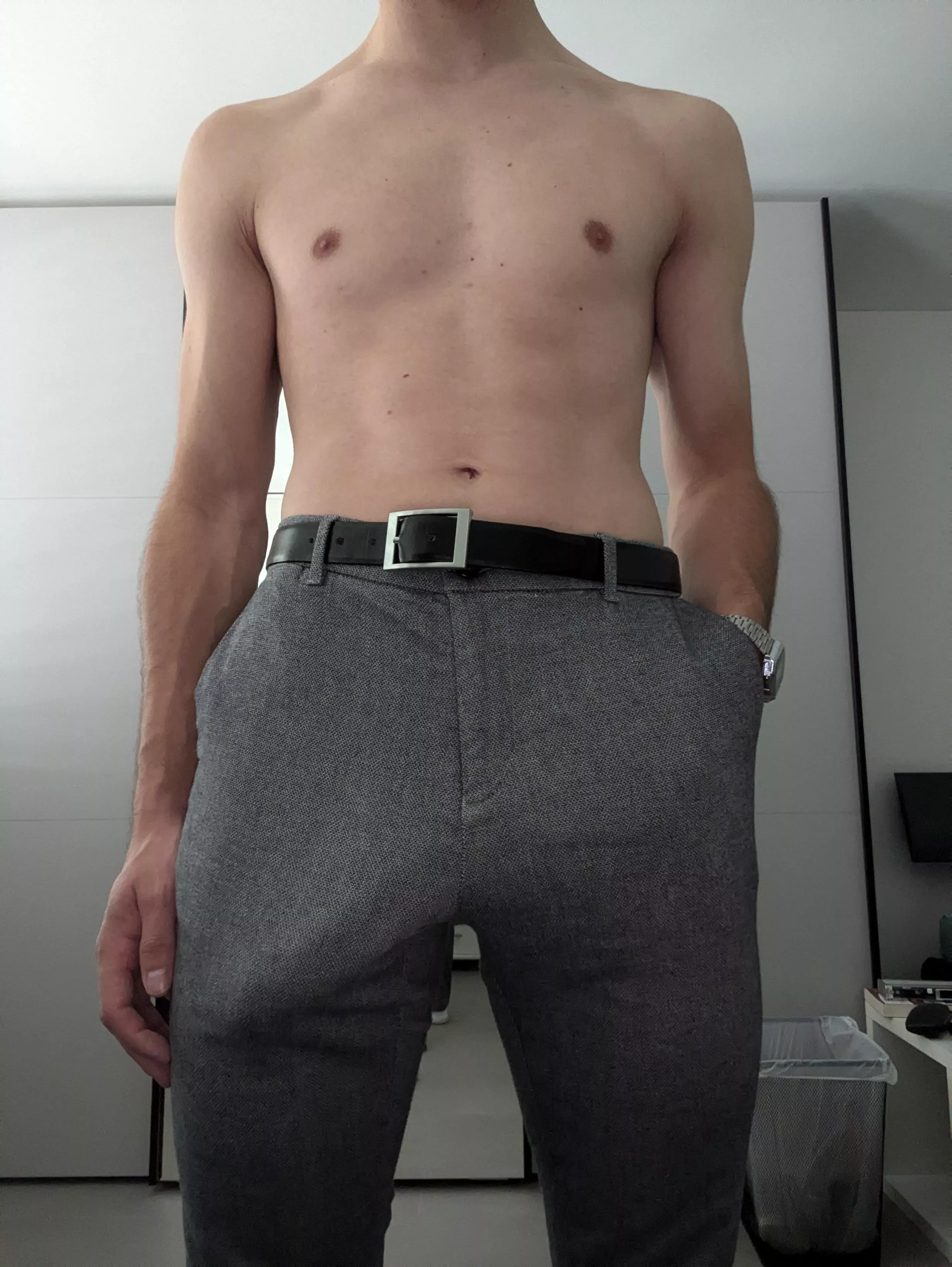 (24) Hard to hide😅 posted by karlito3