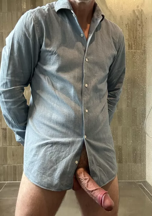 [48] what are you staring at?! by Final-Interest5103