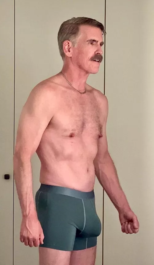 Always appreciate a good fitting pouch  by Magnum_501