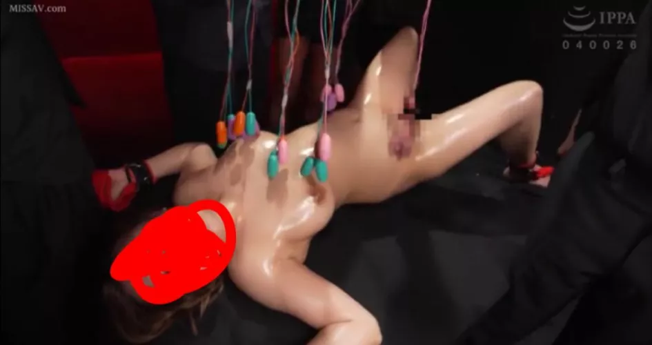 anyone know what kinda mini vibrators these are  by Carlosbruiseher69