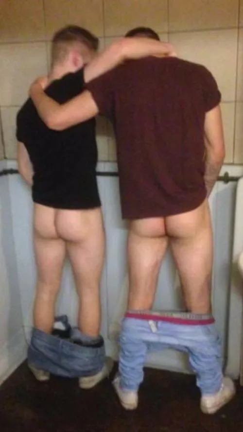 Bro, how’d I get so drunk? by ClerkTypist88