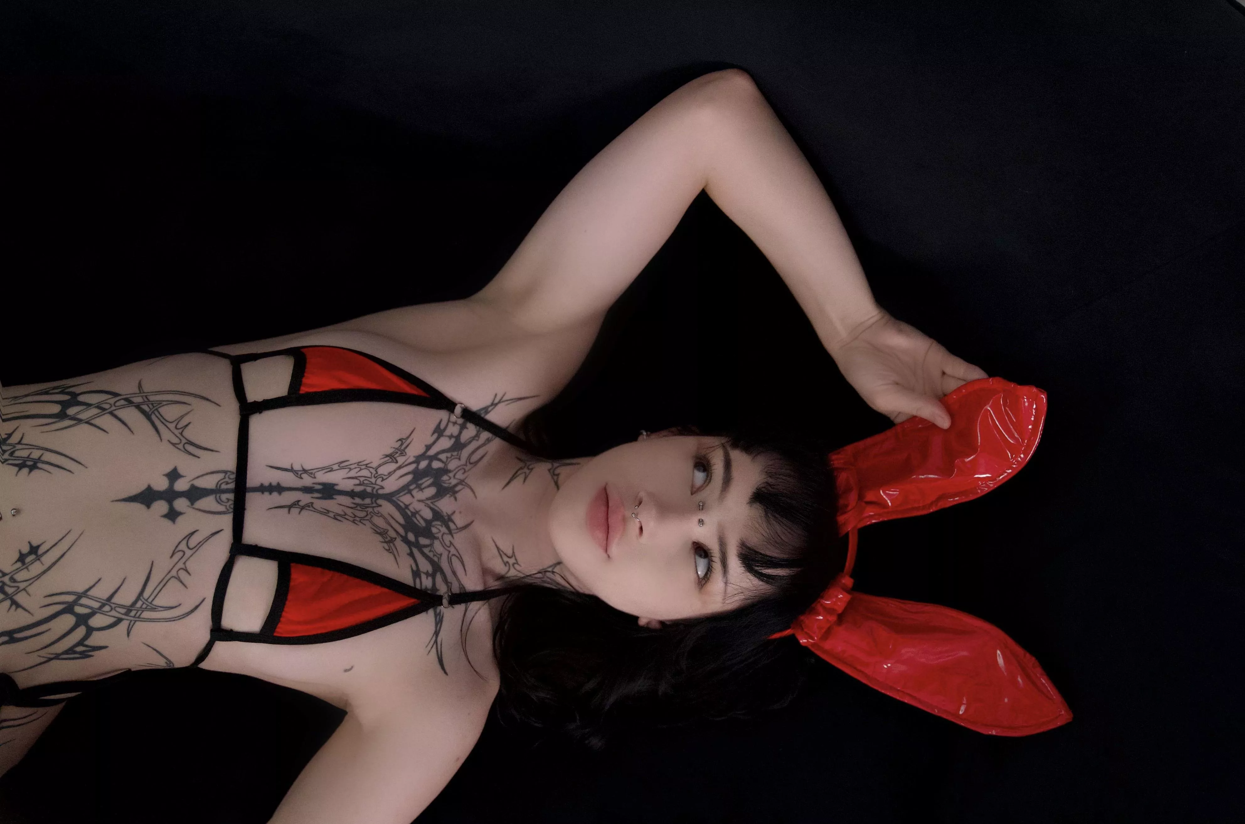 Don't forget to give me a good petting posted by Cyber-goth