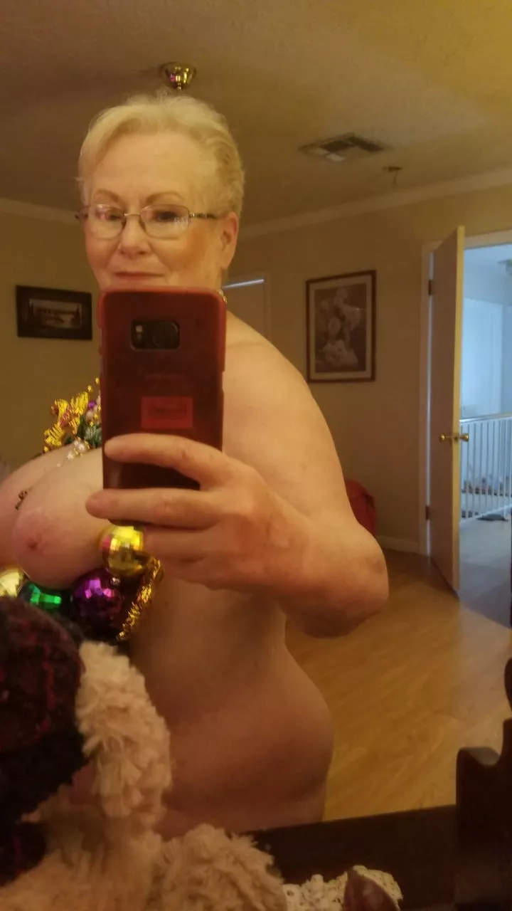 (F72 topless) These glasses make me look so old posted by Objective-Rain-5936