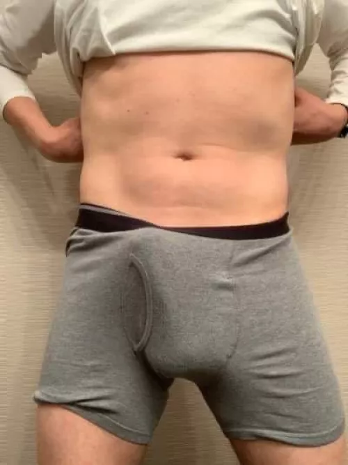 Form fitting by beachguy-2023