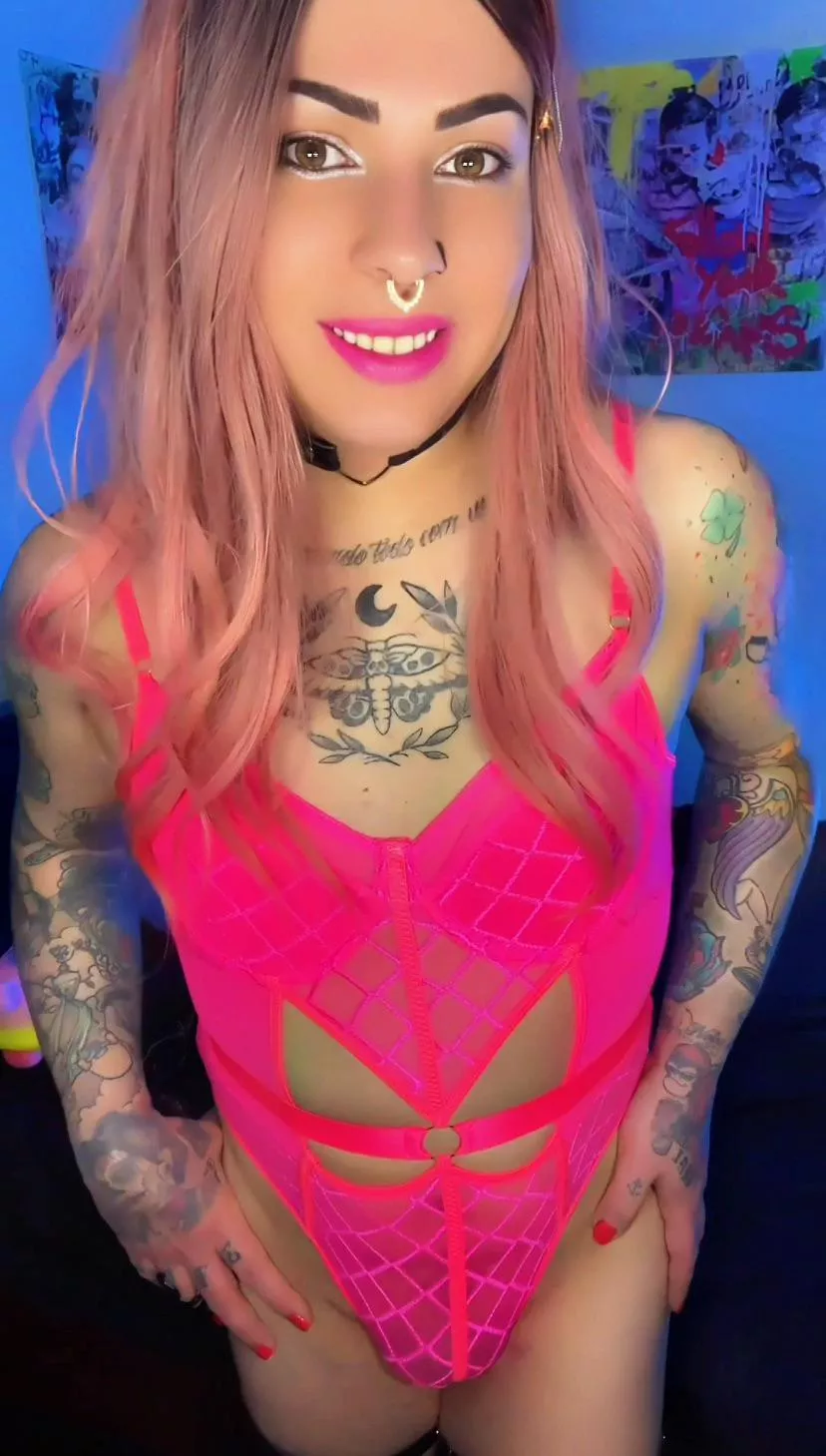 Hey my love, does pink color suit me, huh? 💞 posted by emmaink-trans