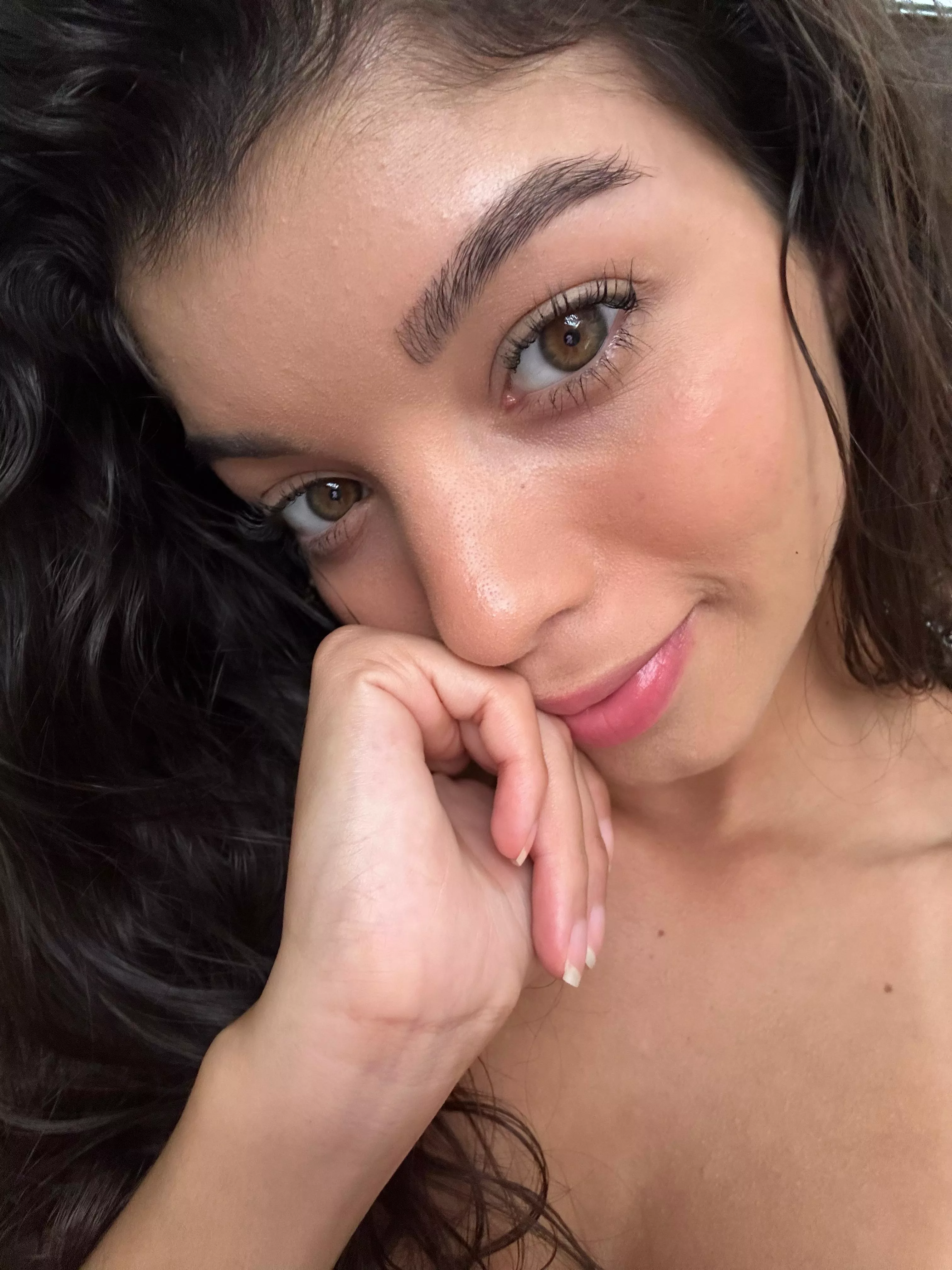 hope your Wednesday is going good so far posted by gabiavila2005