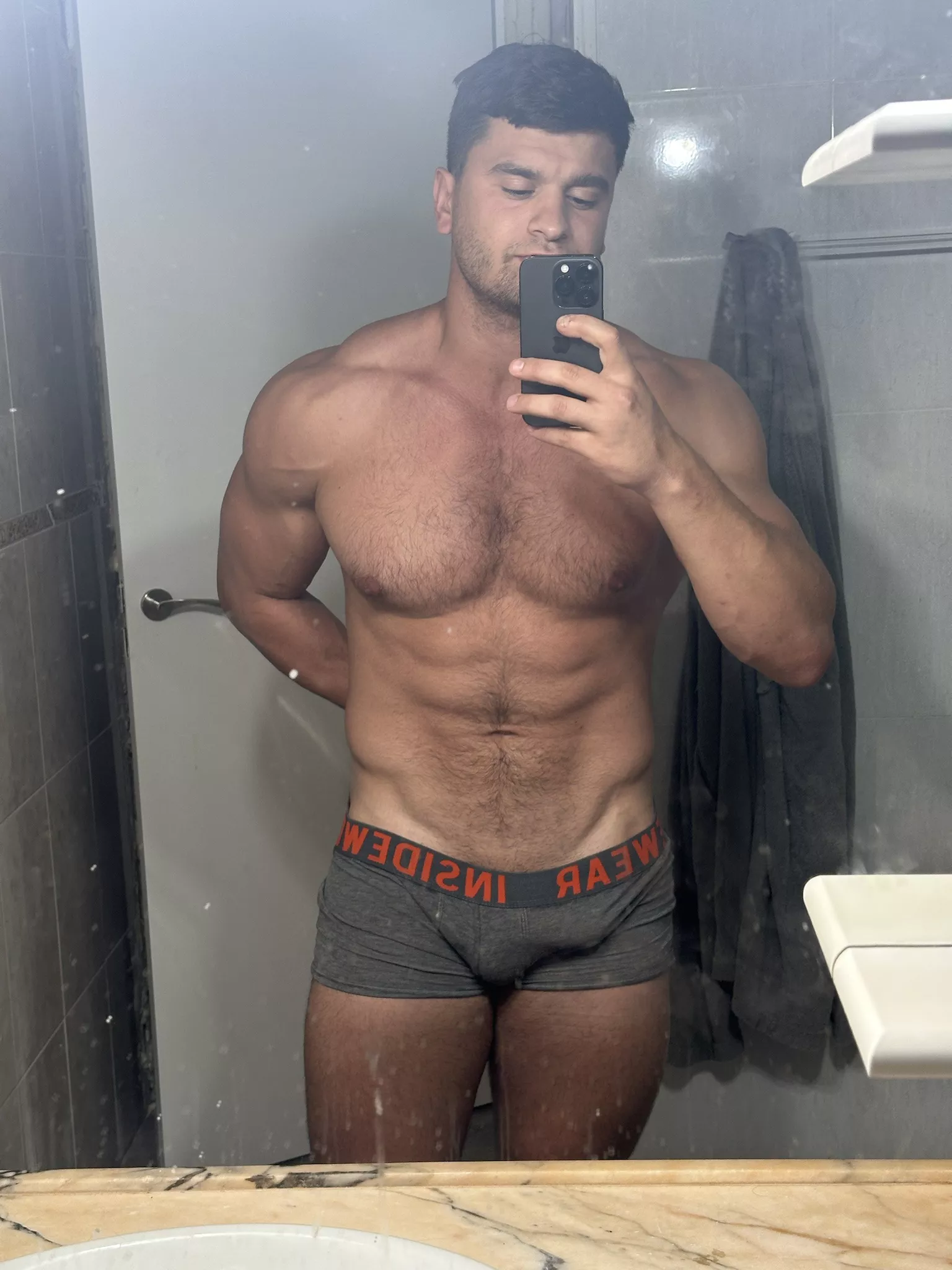 I hope this V makes your day better
 posted by realisiwak