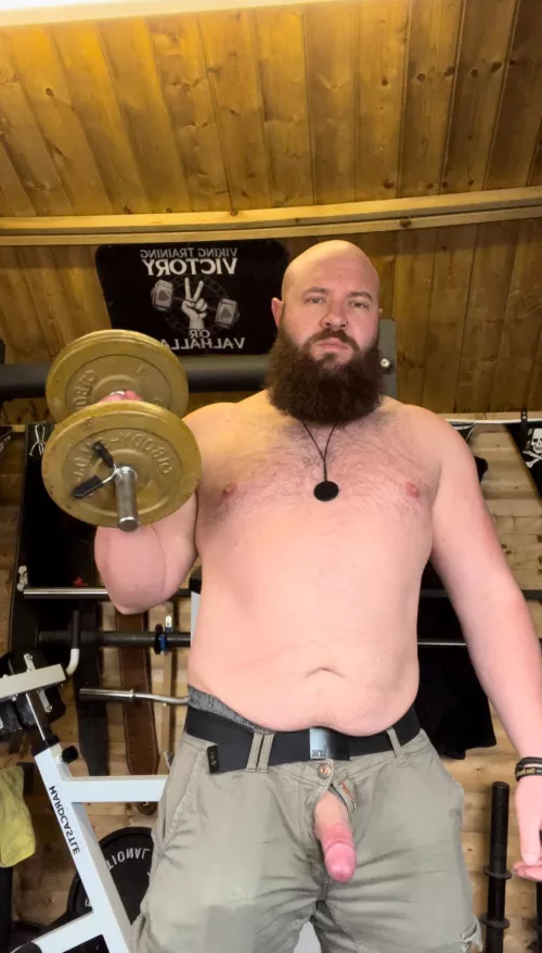 I miss my gym so much  by Ricklazell