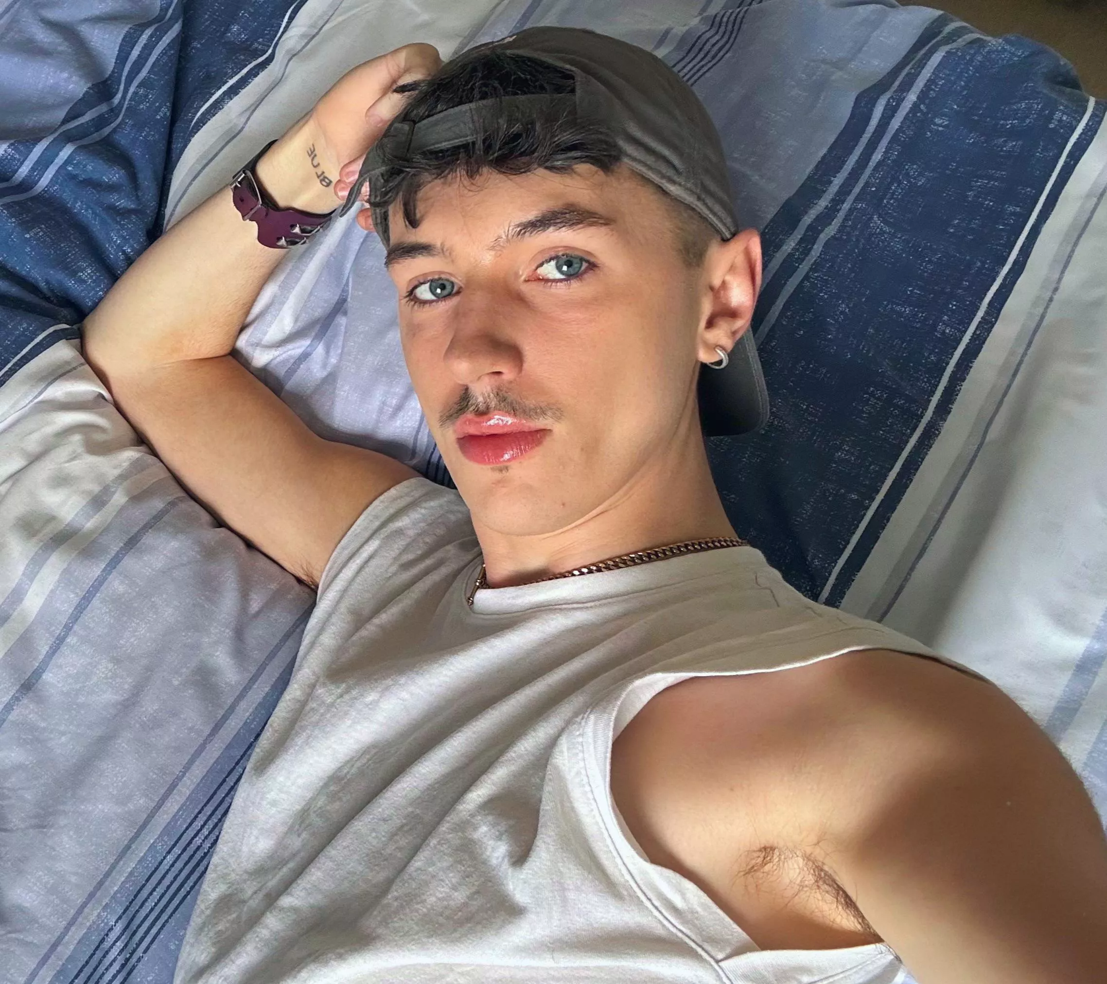 If I could spend all day in bed… 🫠 posted by Jamesthetwink97