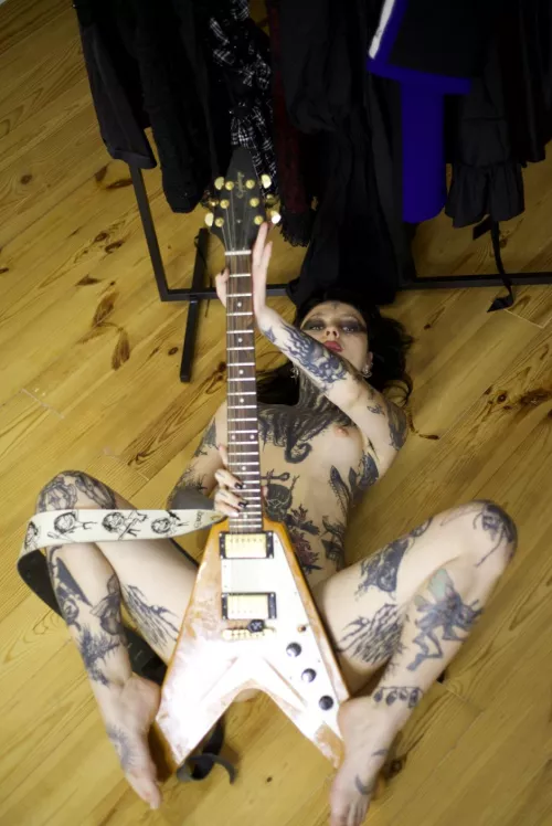 Love playing..hope u are too  by Bewitching_womans