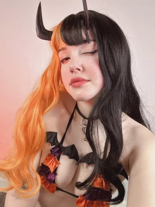 Me as a succubus by Emfoxpng