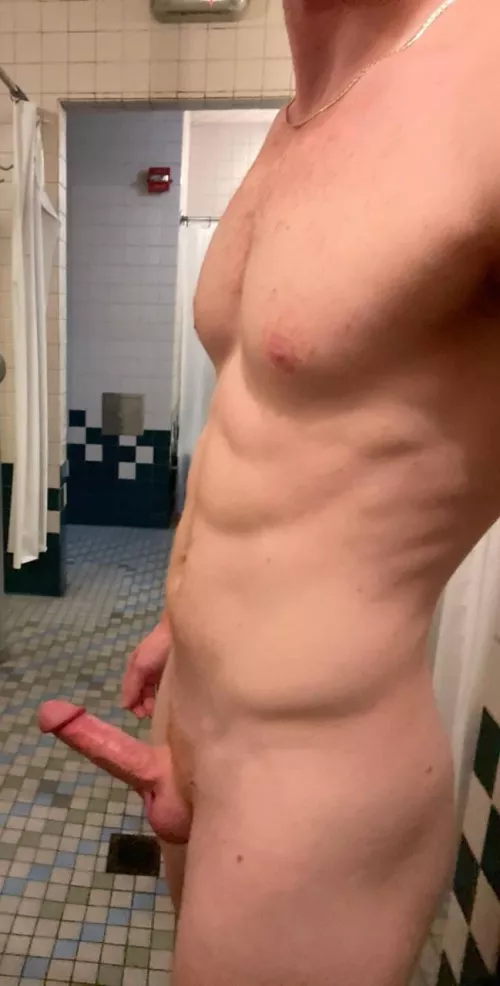 Pink is my default by tytykink94