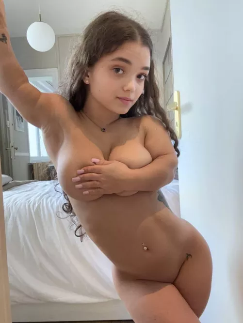 Sexy cutie by BabeCandyGlimpse