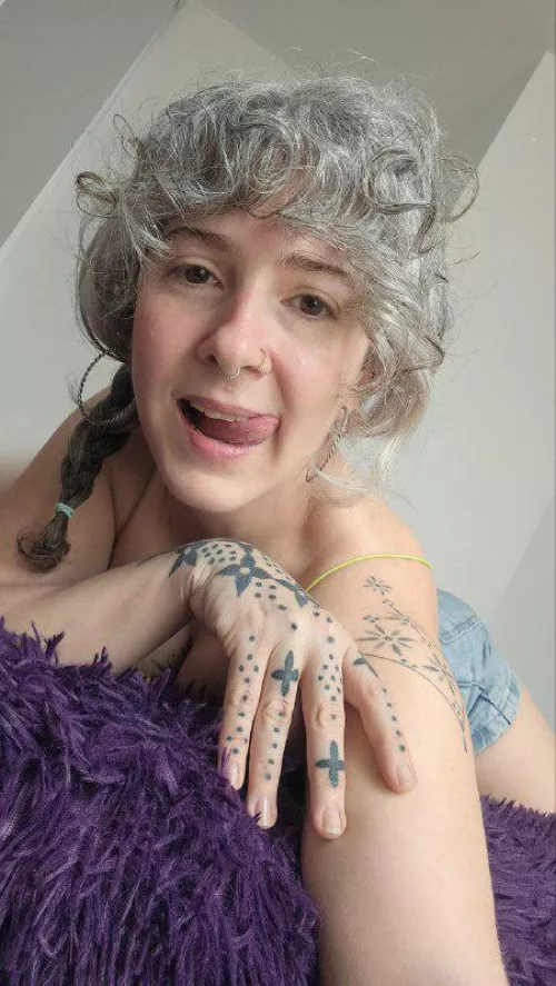 What do u think of my hand tattoo 🫳🖤?  by mimisdreamlandzzz