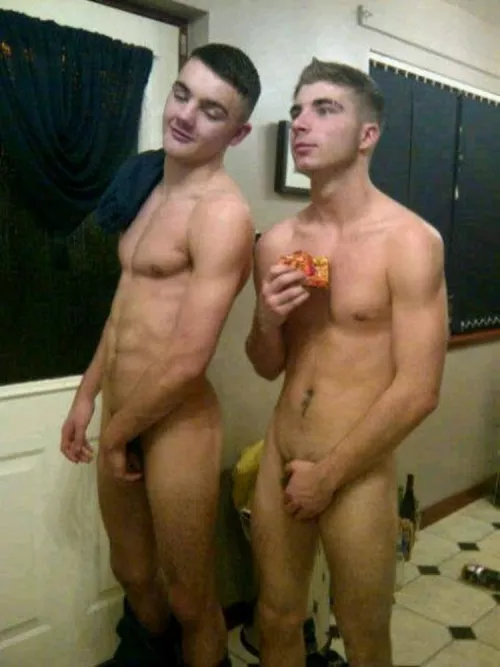 Would you like a slice??! by Primal_Mantis