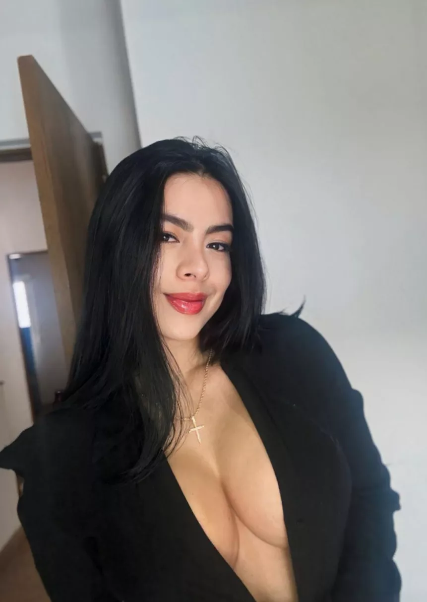 young latinas are very underated  posted by SylviaaMartinez