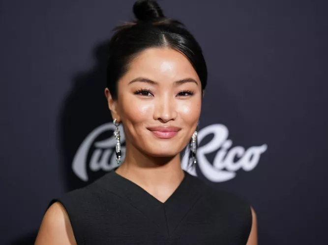 Anna Sawai by Ooperatur