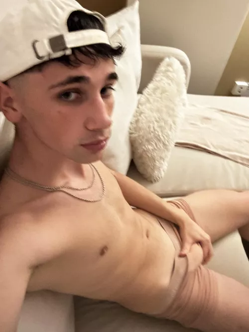 anyone who take it off with the mouth  by gianmartinezz