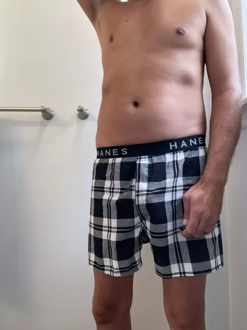 Black and white plaid Hanes posted by jackinhovv