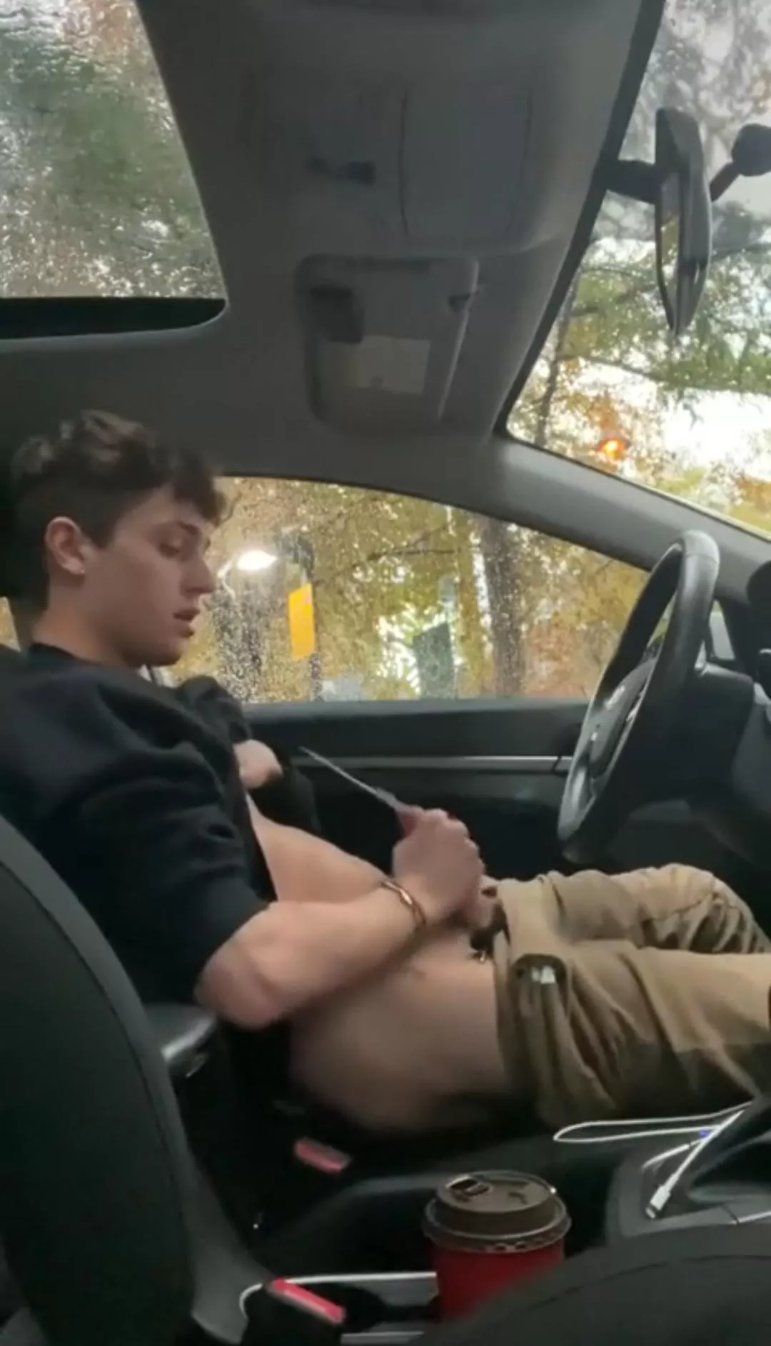 Car Jack posted by Kryptonian75