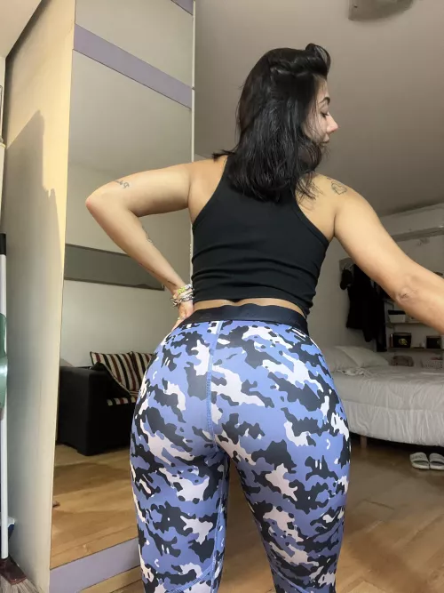 feeling fierce and fabulous in my favorite fit by knedlikysezelim