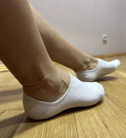 I want you between my feets by _LUNA_angel