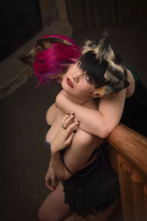 Lady Luna Fox and April Pantz by pirateteaparty