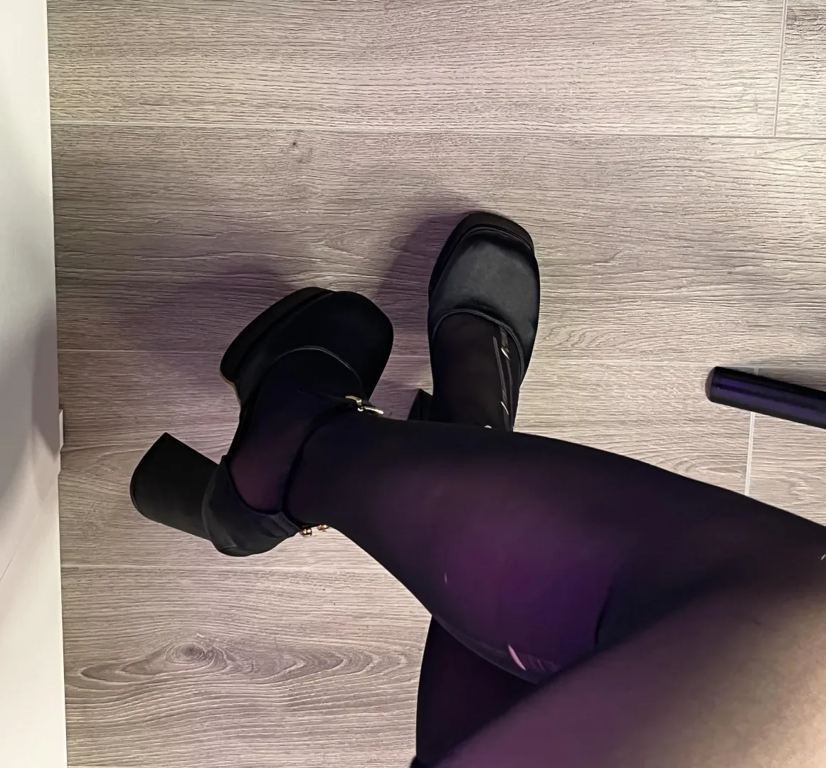 my black ripped Halloween tights and high heels by StrawberryJoyy