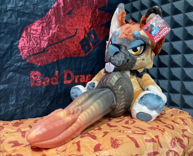 NEW PLUSHHHHH by SWATrik