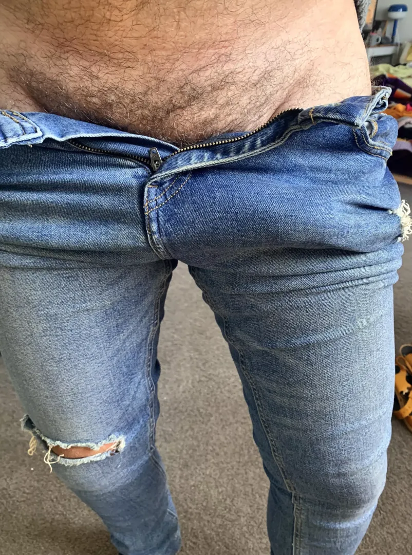 Pulled some old jeans out and they’re a perfect fit, right? (38) posted by legopuddlex