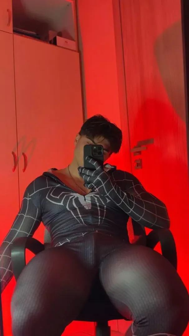 Wanna be saved? 🕷 posted by daddycameron_