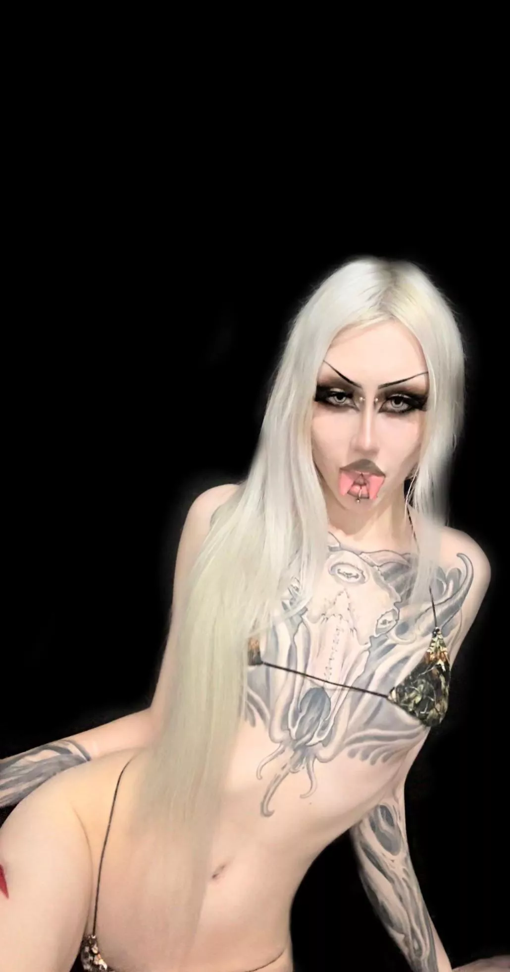 What if I told you my nipples were tattooed black? 🫢 posted by Vileslag