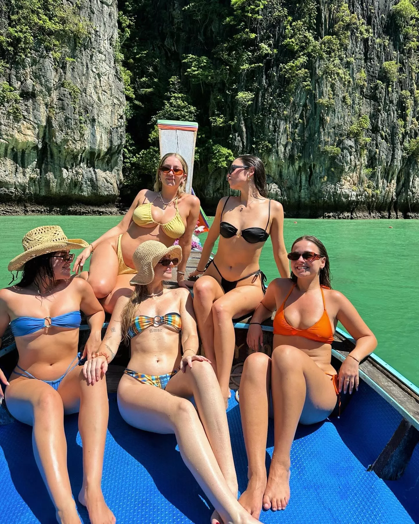 five friends posted by figurephilosopher