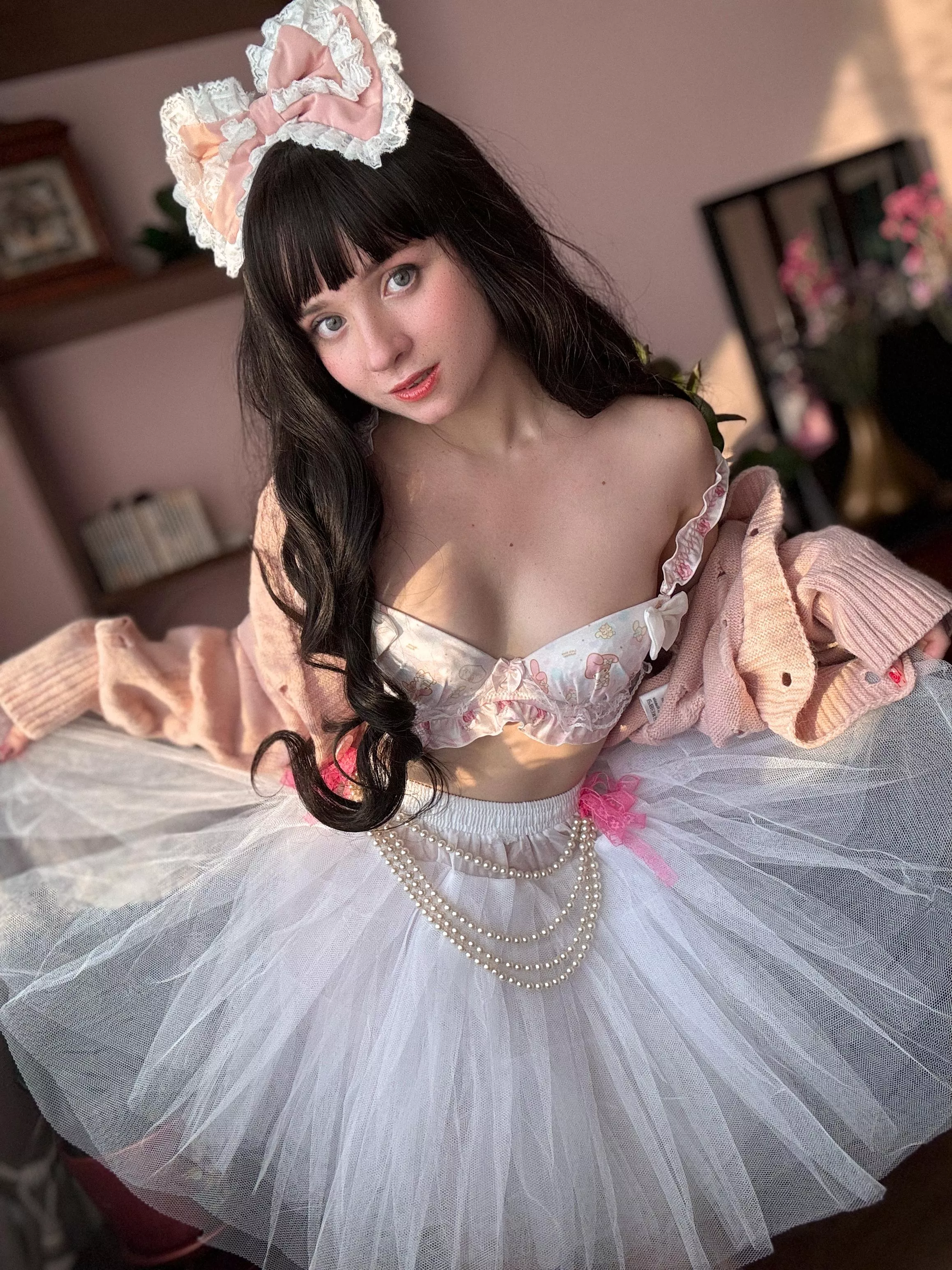 I am gradually undressing in my boudoir... posted by TatyanaVikernes