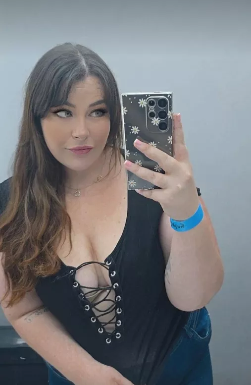 Insert face here 😉😈 posted by Miss_Daisyxoxo