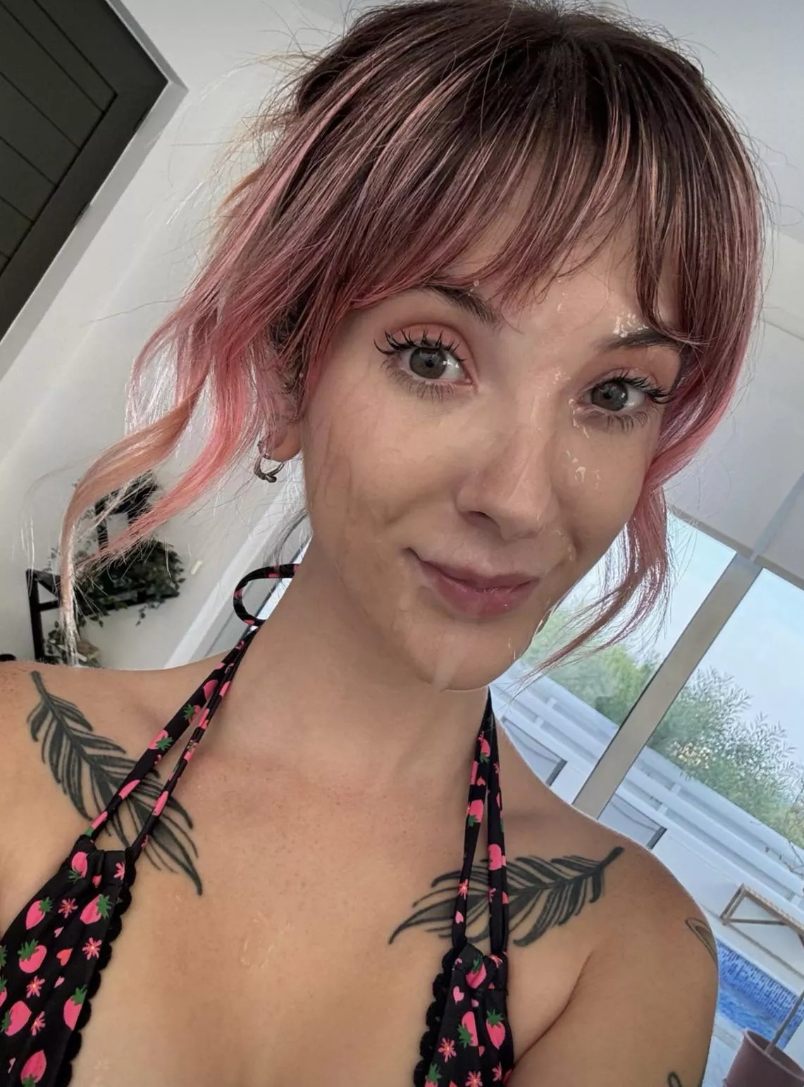 question for the guys… what is it you like about giving someone a facial? 🤔  posted by jadevowofficial