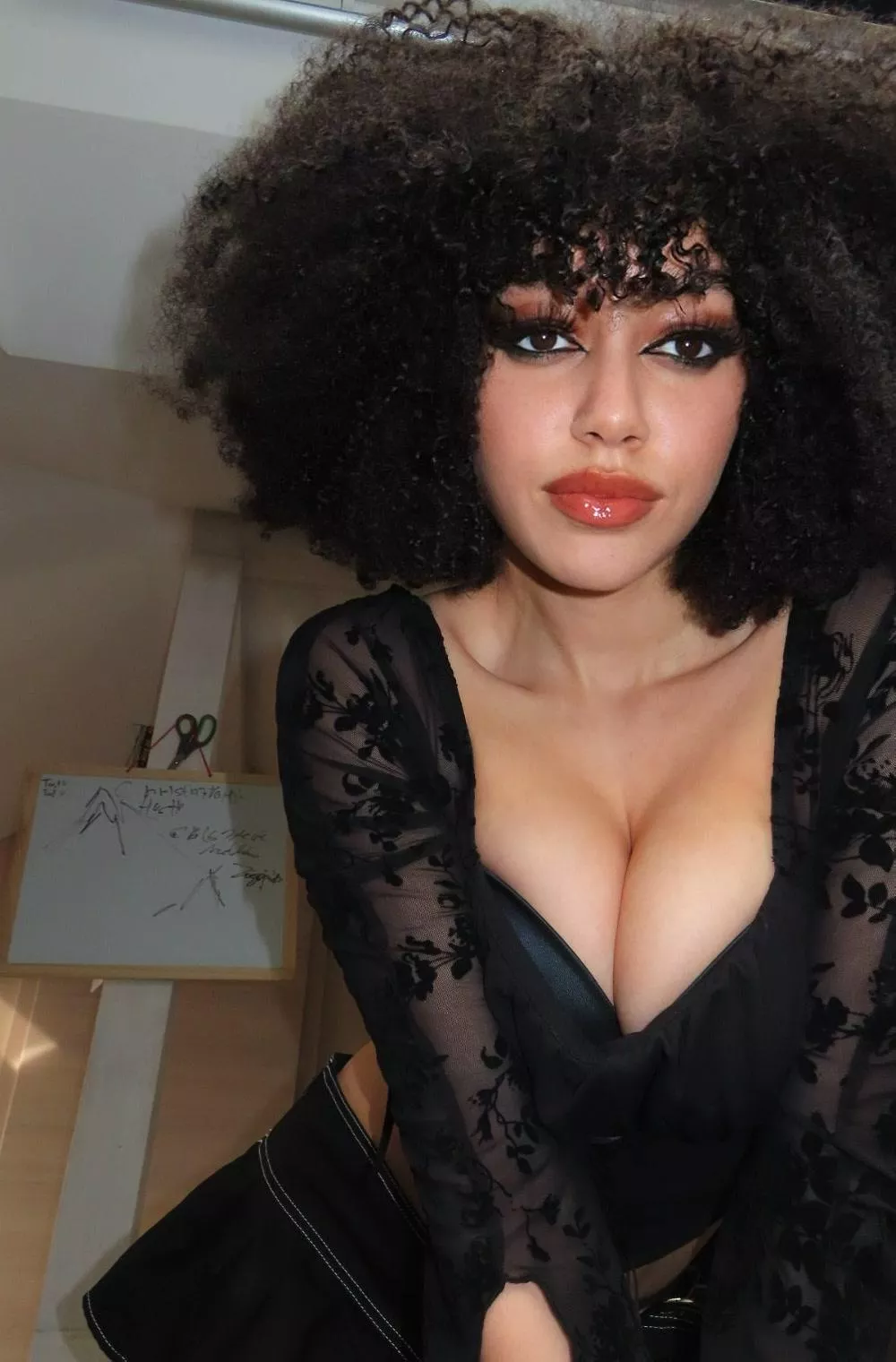 When you embrace your beauty, the world takes notice! posted by Samiraxoxodarky