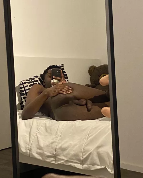 18 twink, hmuuu by Sluttybvnny