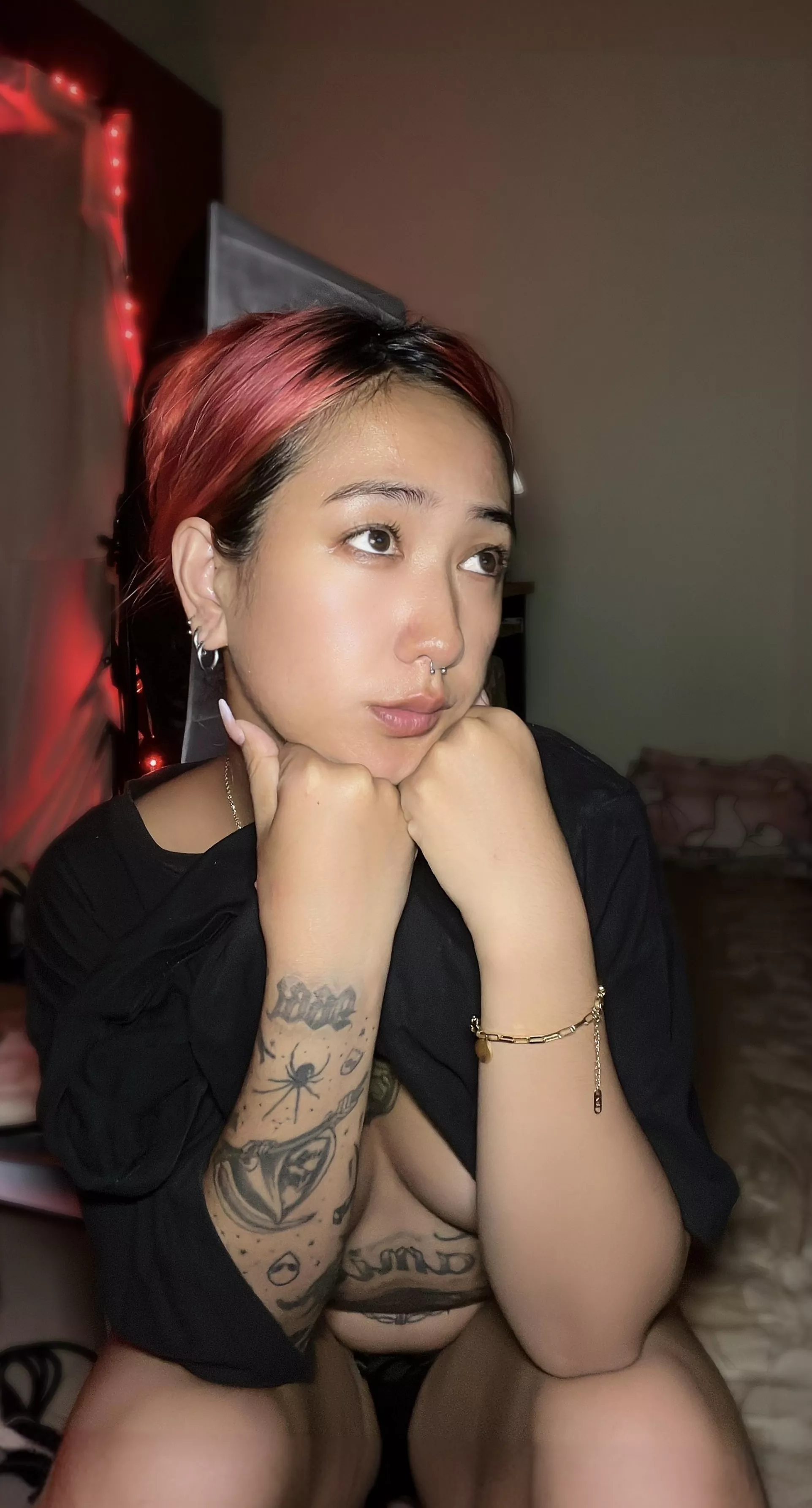 are you into goth girl ? posted by cutiegurlxo