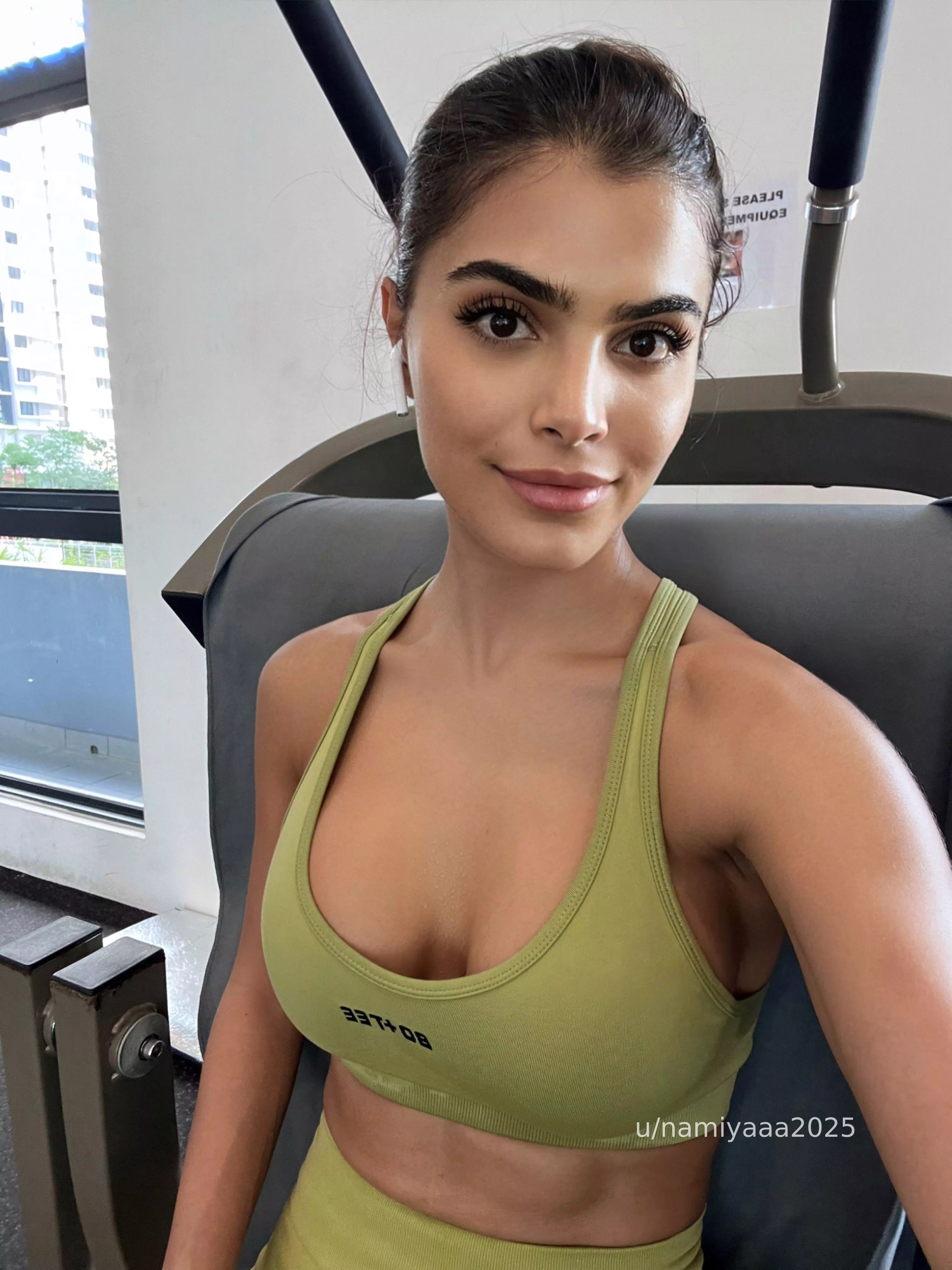 Greetings from the gym posted by namiyaaa2025