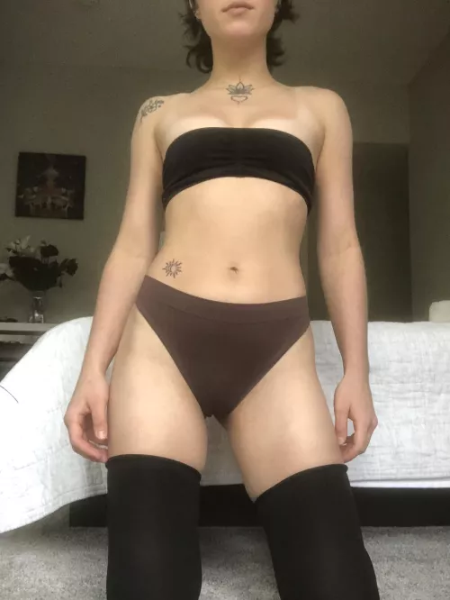 New to your eyes  by sammy_sinss