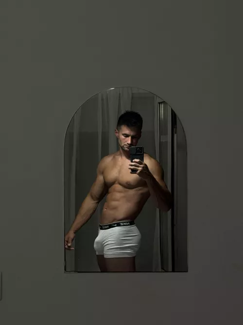 Only one side by Juana_Avocados