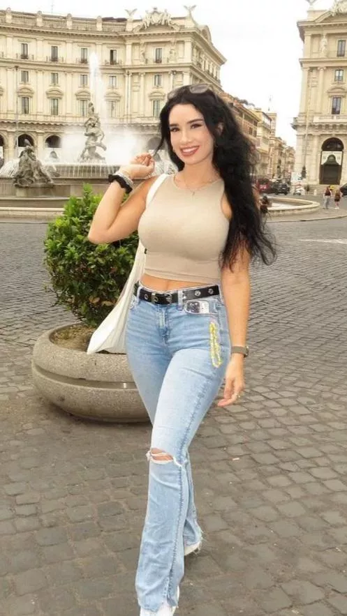 Smile posted by Plastic_Librarian_12