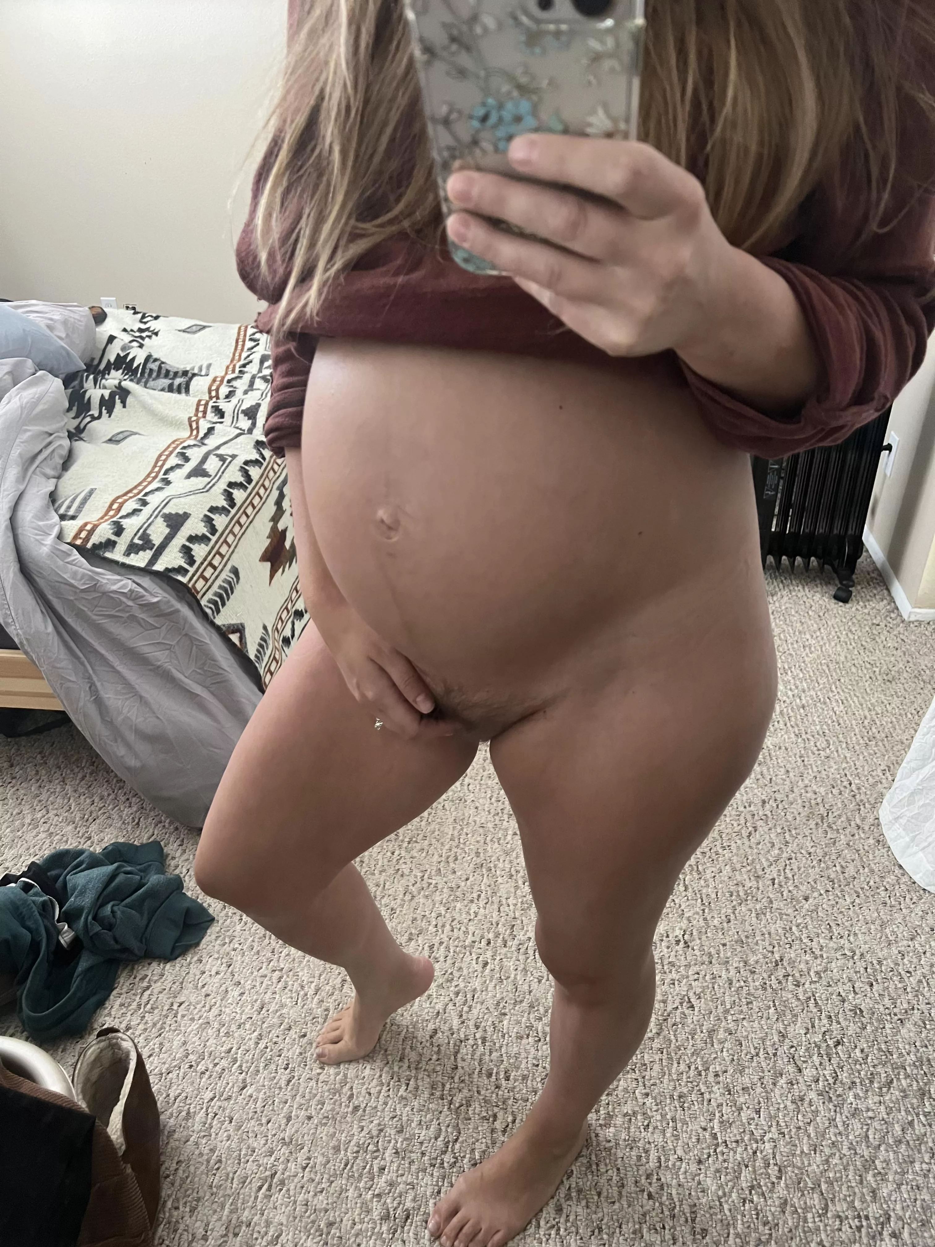 Stretched and horny. Horny and stretched.  posted by Followpeach