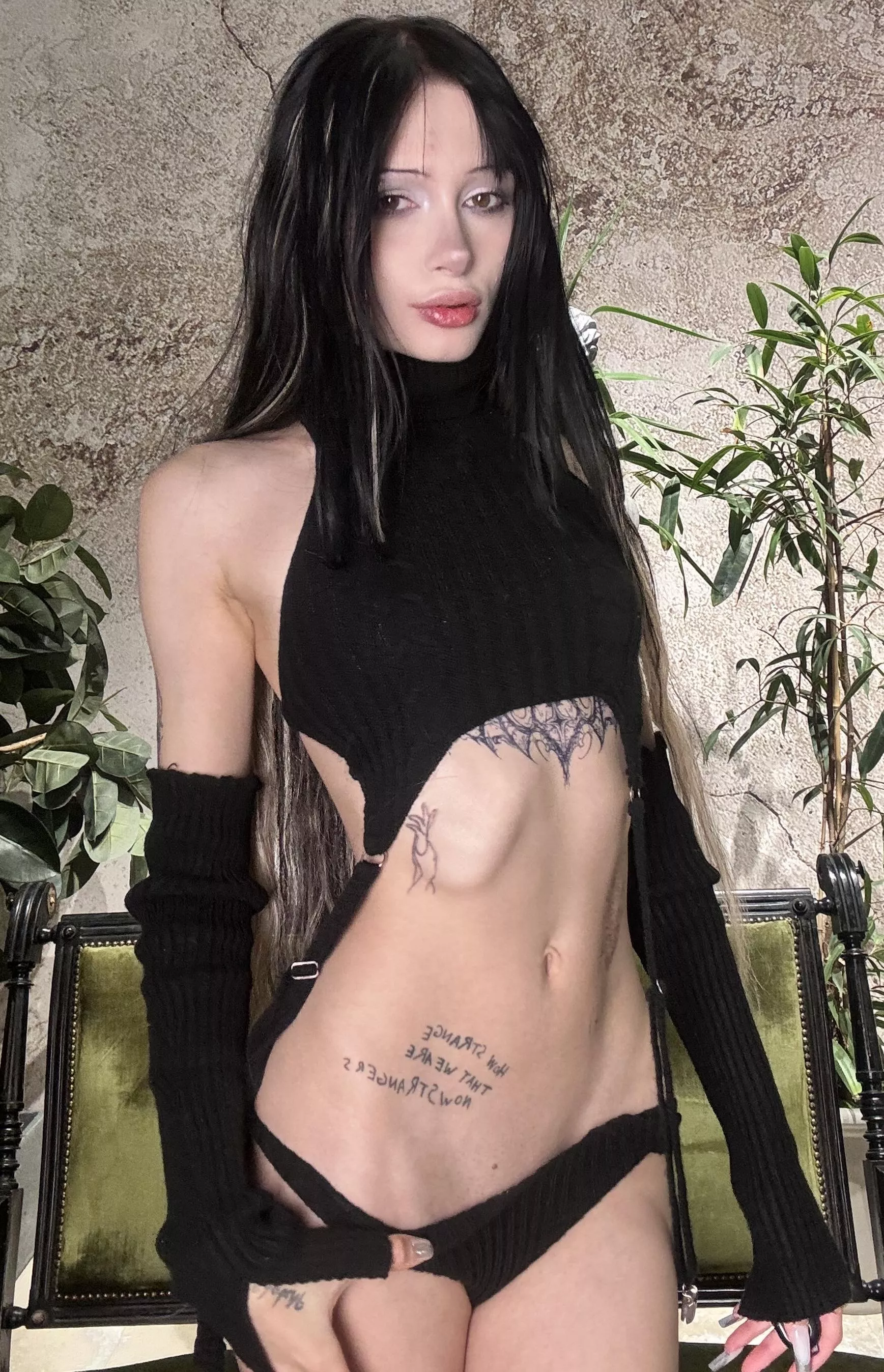 The lines of my ribs are a part of my charm posted by kaiko_riko