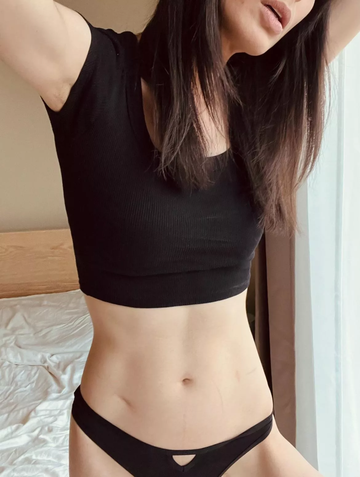 This black top is super cute posted by Alexia_zero