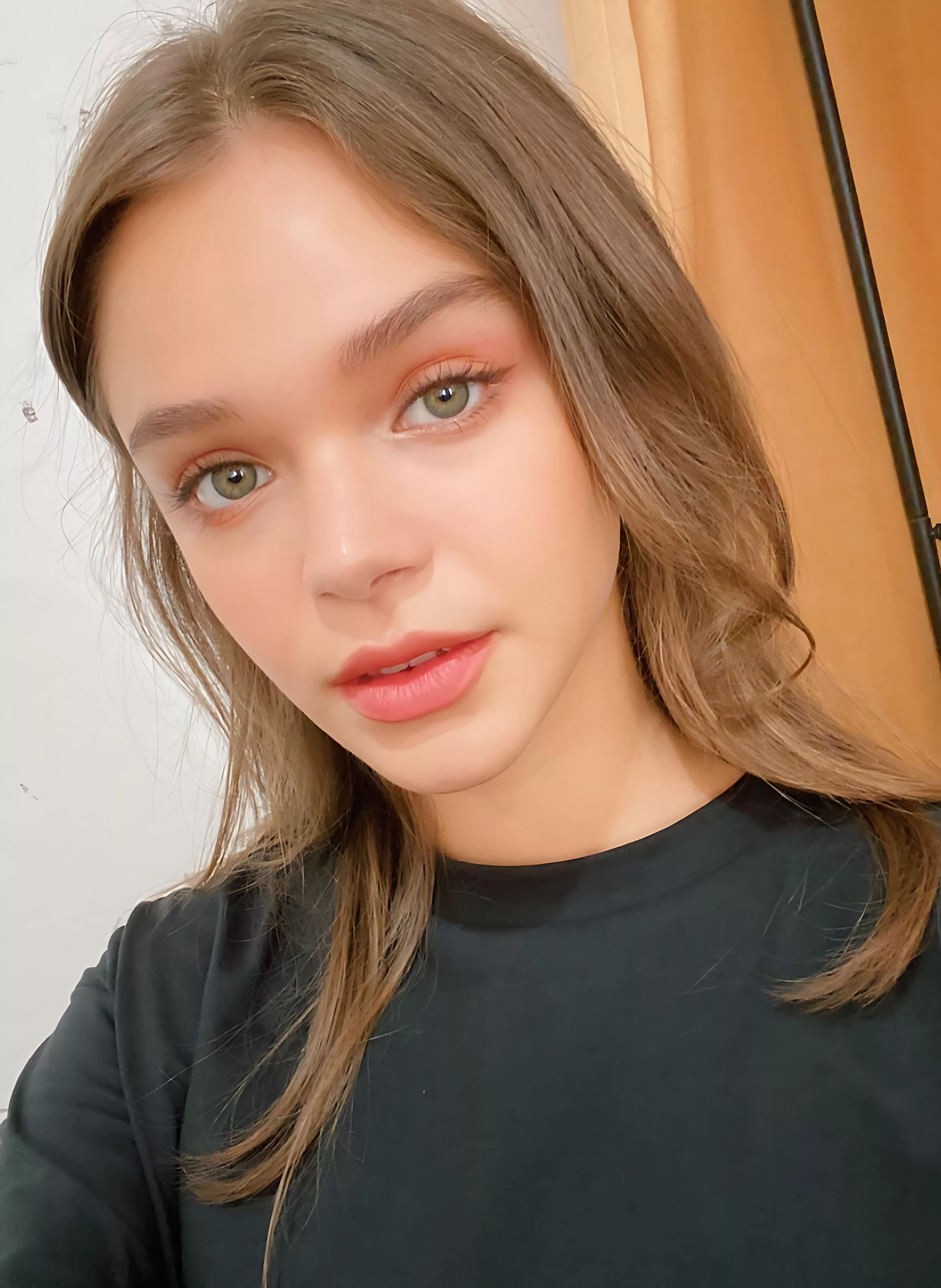 Victoria Villezcas posted by Reasonable-Owl-3857